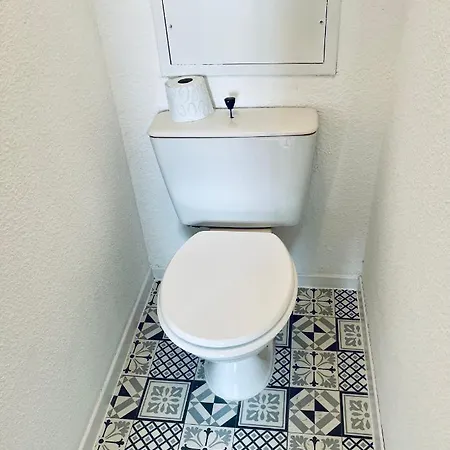 アパート Appartement Sete *